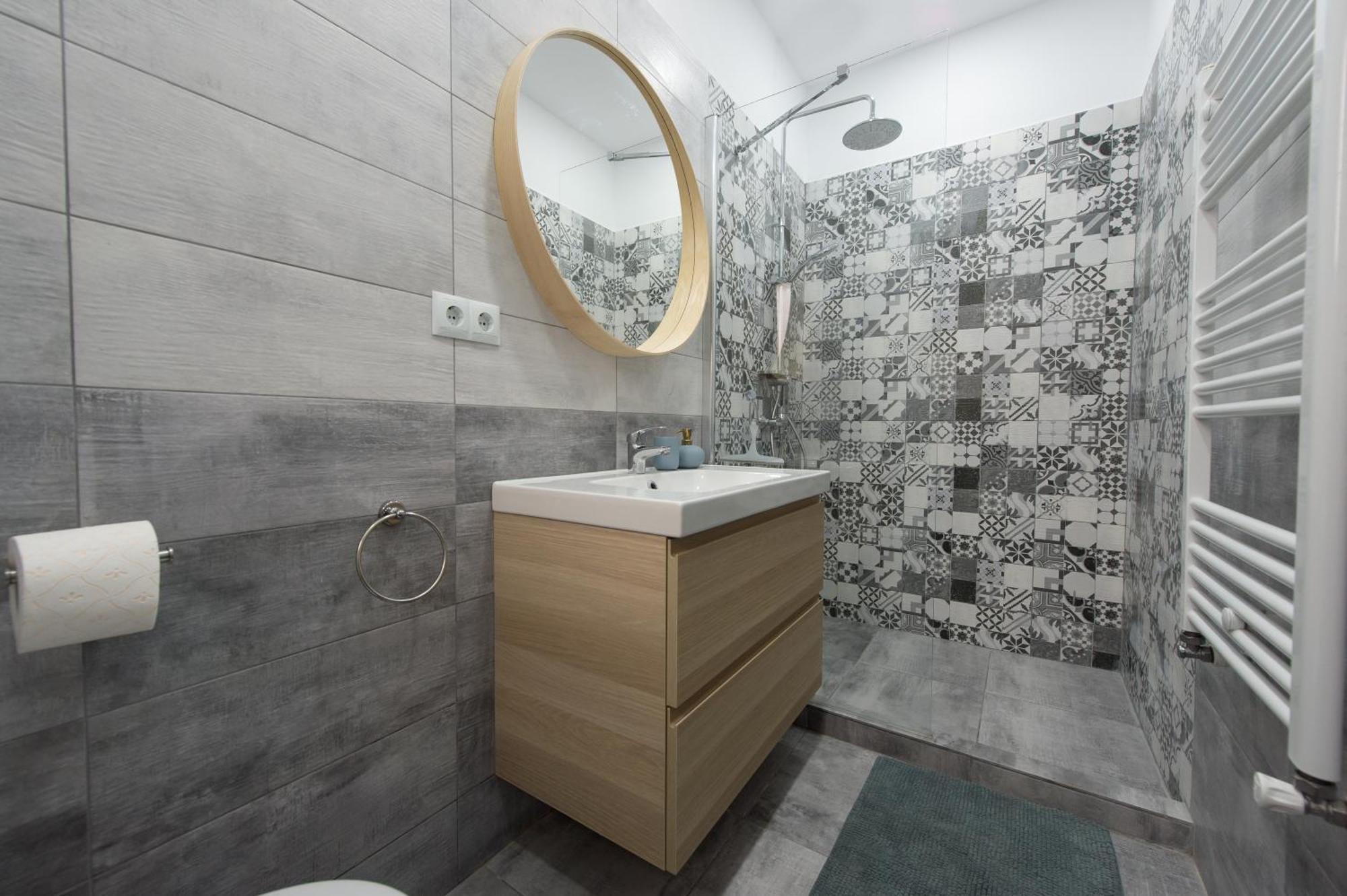 Апартаменты Gorgeous Brasov Flat With Patio And Mountain Views Экстерьер фото