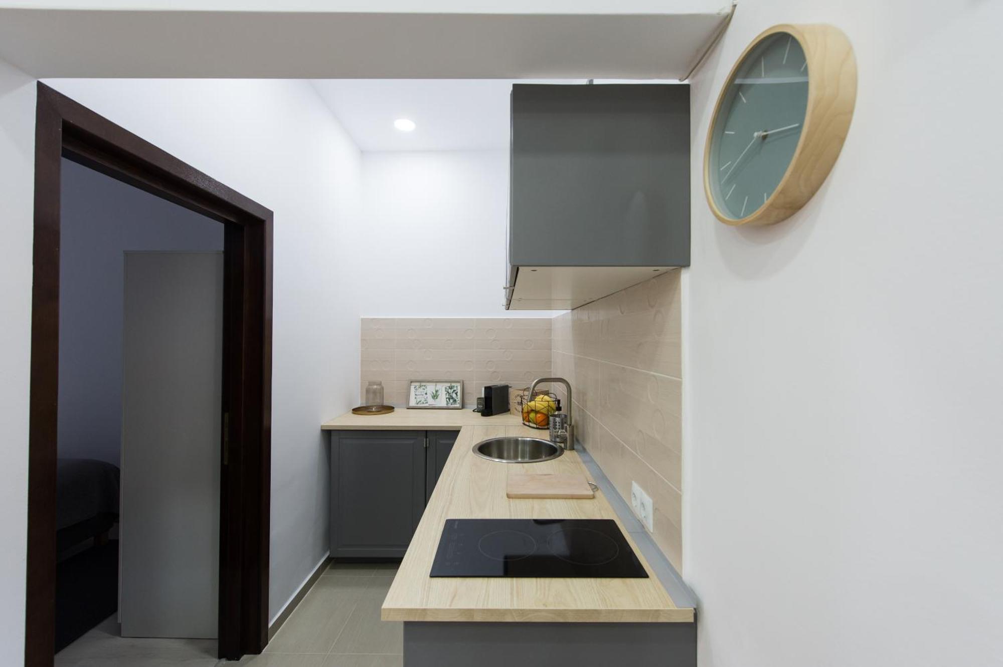 Апартаменты Gorgeous Brasov Flat With Patio And Mountain Views Экстерьер фото