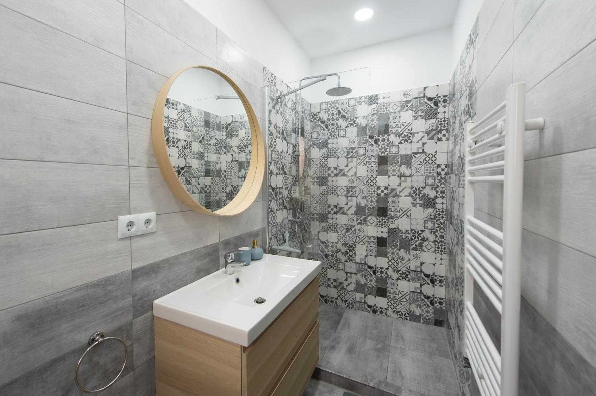 Апартаменты Gorgeous Brasov Flat With Patio And Mountain Views Экстерьер фото